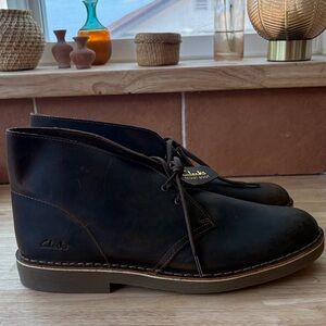 Clarks Men’s Brown Leather Chukka Boots - Lace-Up Casual Boots